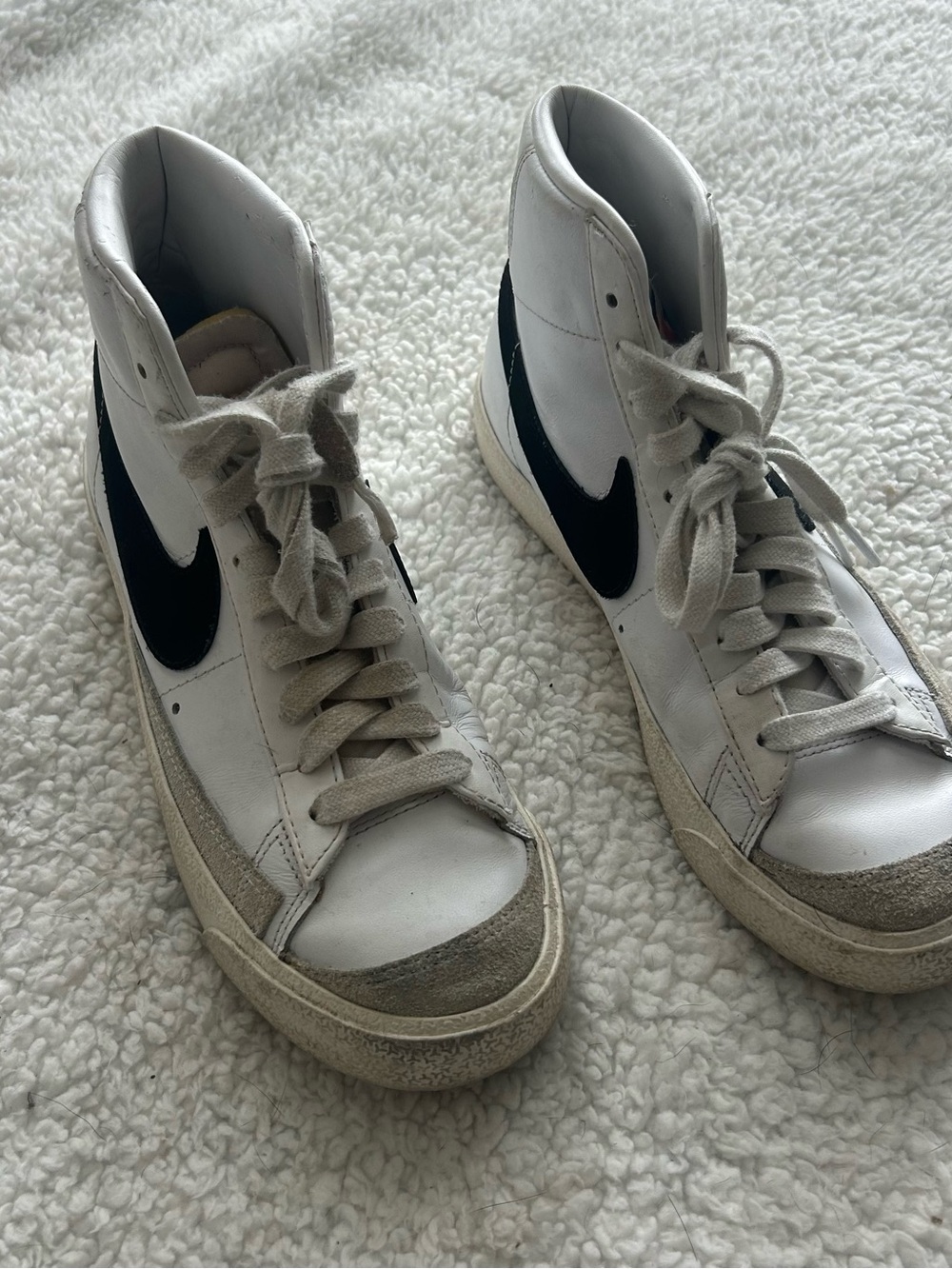Nike White and Black High-Top Leather Sneakers with Suede Accents